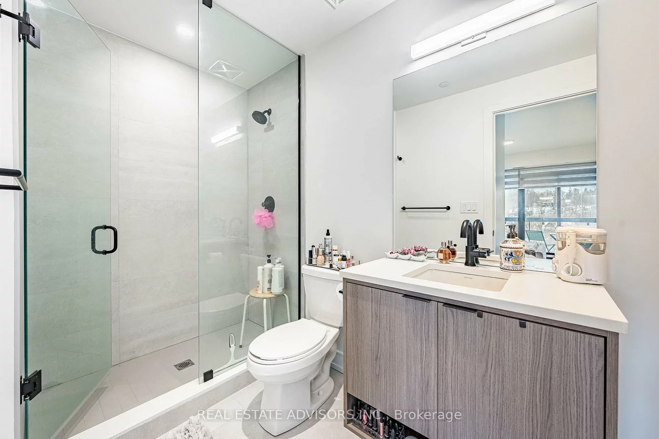 185, Dunlop, Lakeshore, Barrie