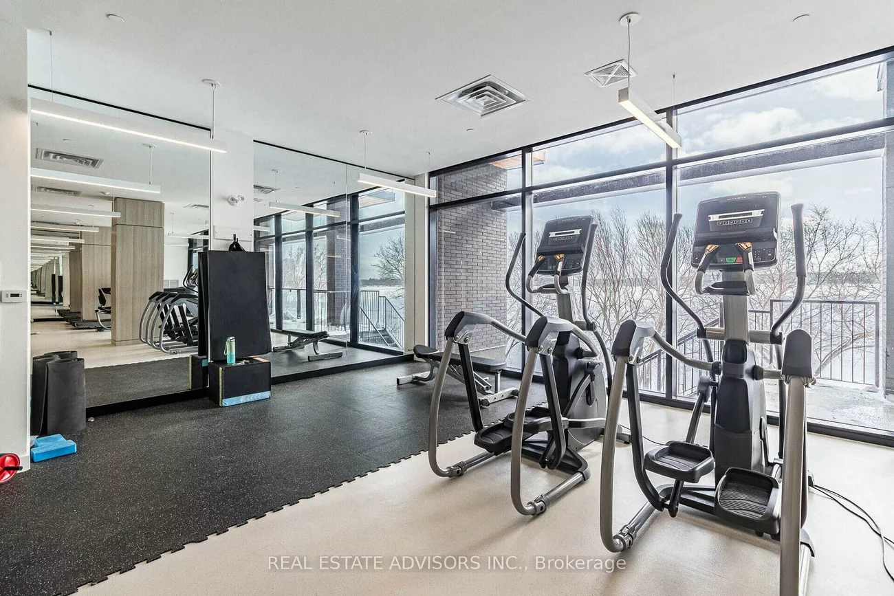 185, Dunlop, Lakeshore, Barrie