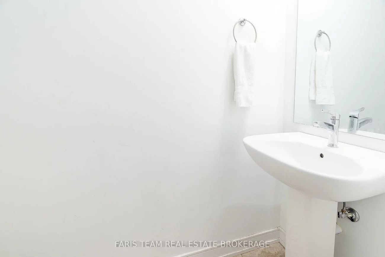 39, Appletree, Innis-Shore, Barrie