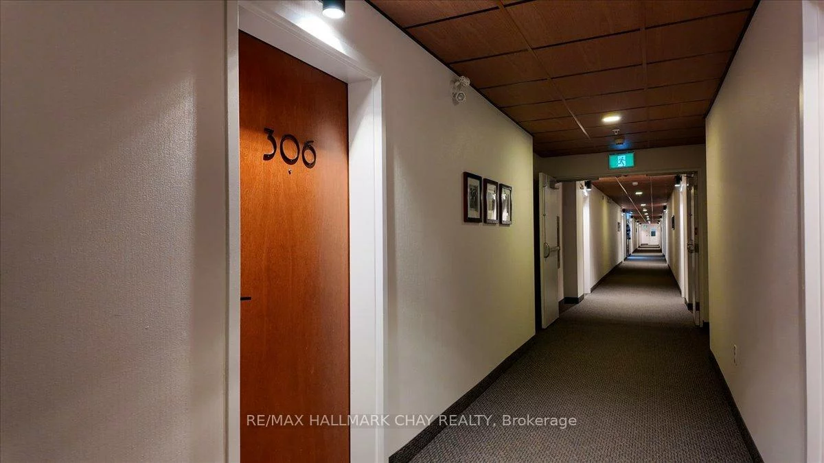 720, Yonge, Painswick South, Barrie