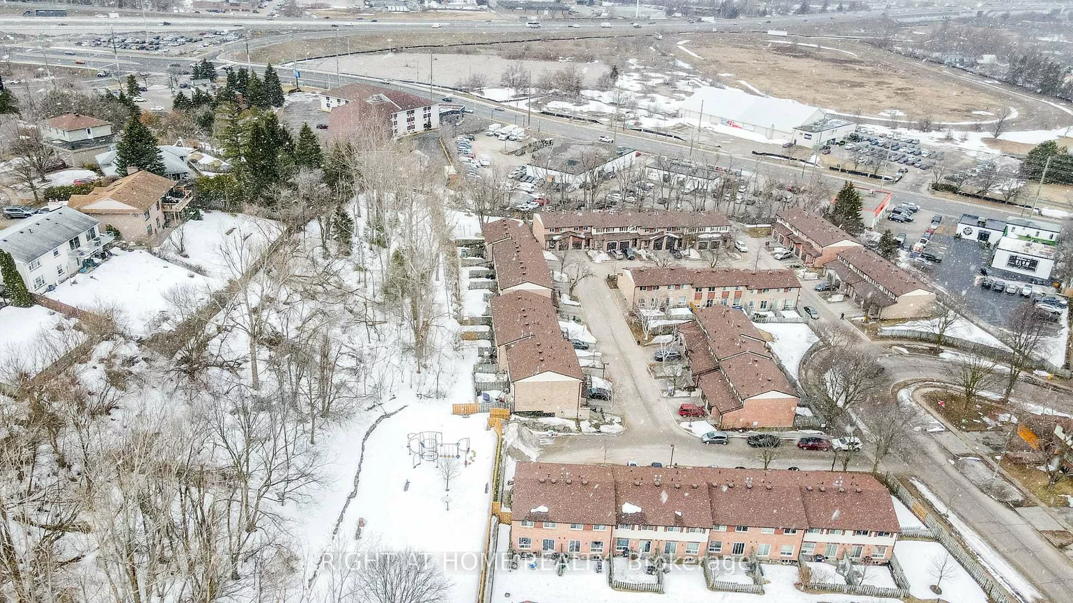 52, Adelade, Allandale, Barrie