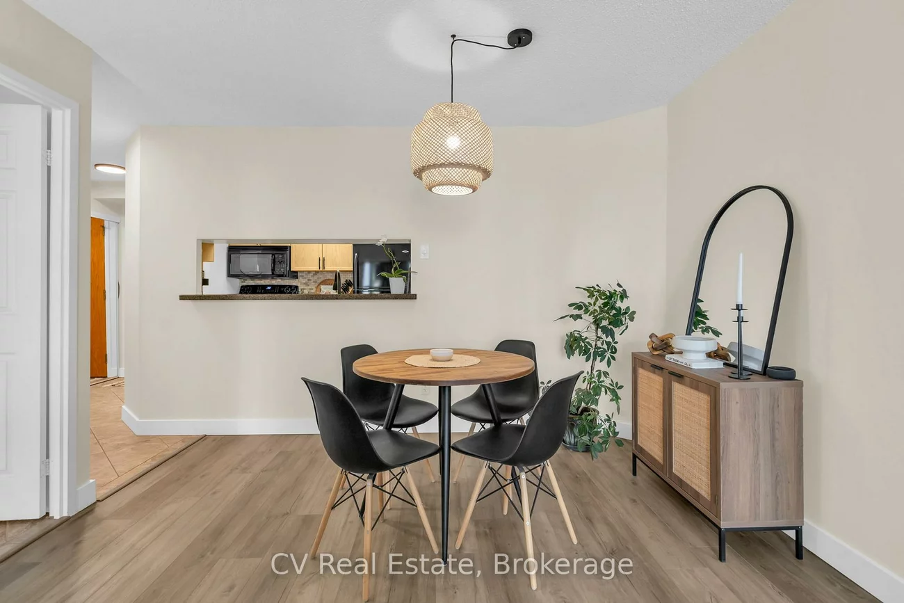 75, Ellen, City Centre, Barrie