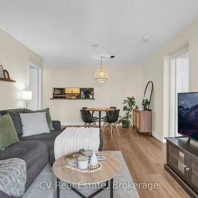 75, Ellen, City Centre, Barrie