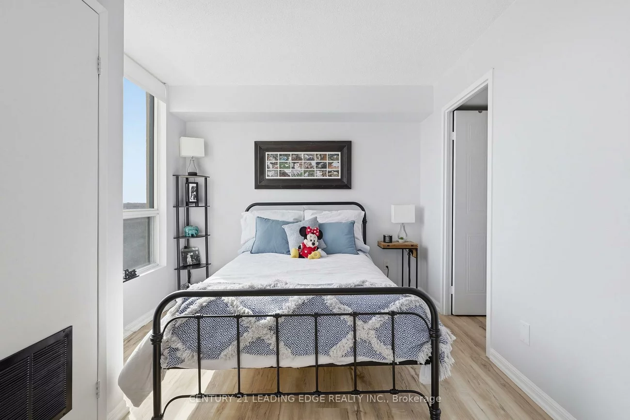 75, ELLEN, City Centre, Barrie