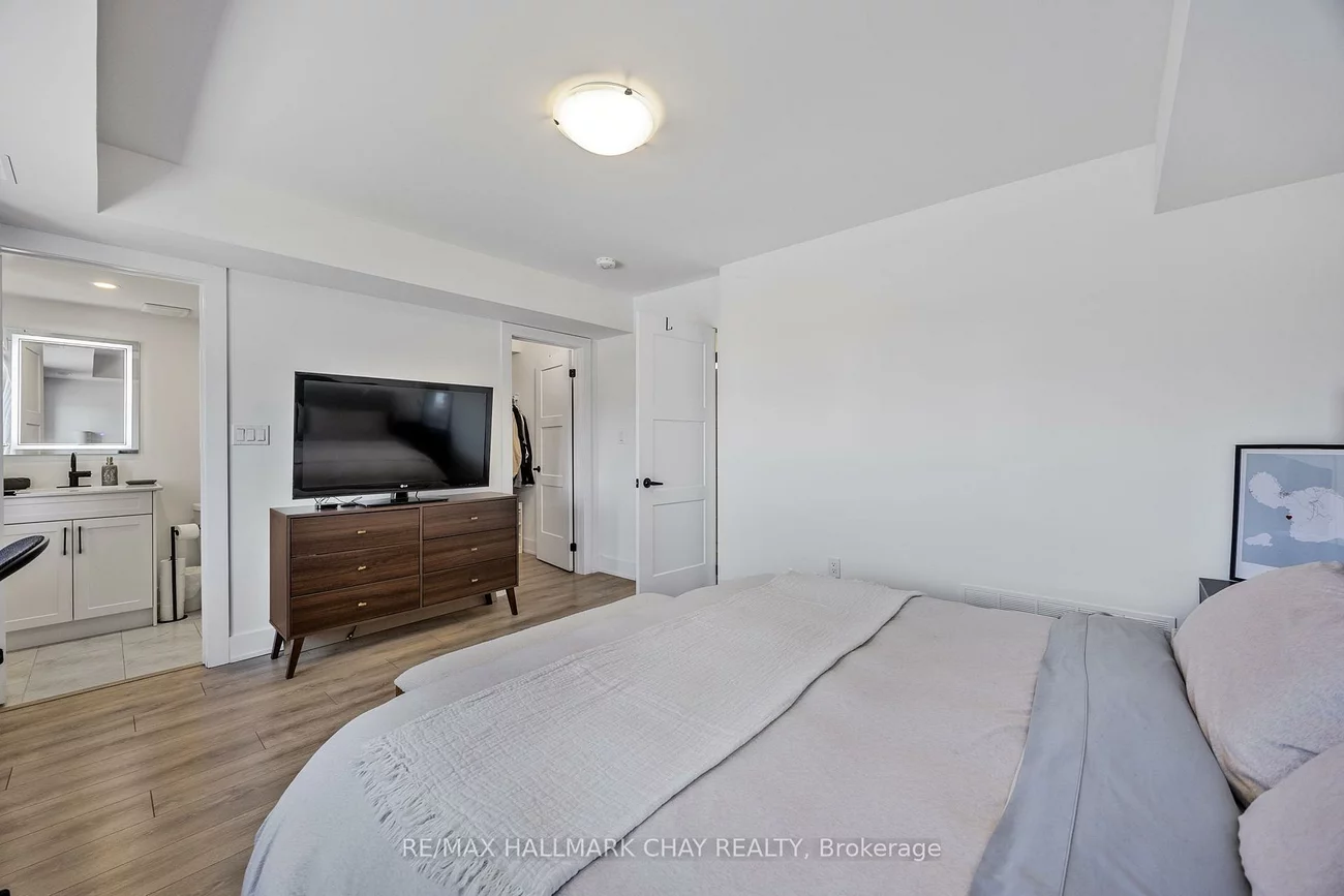 31, Pumpkin Corner, Innis-Shore, Barrie