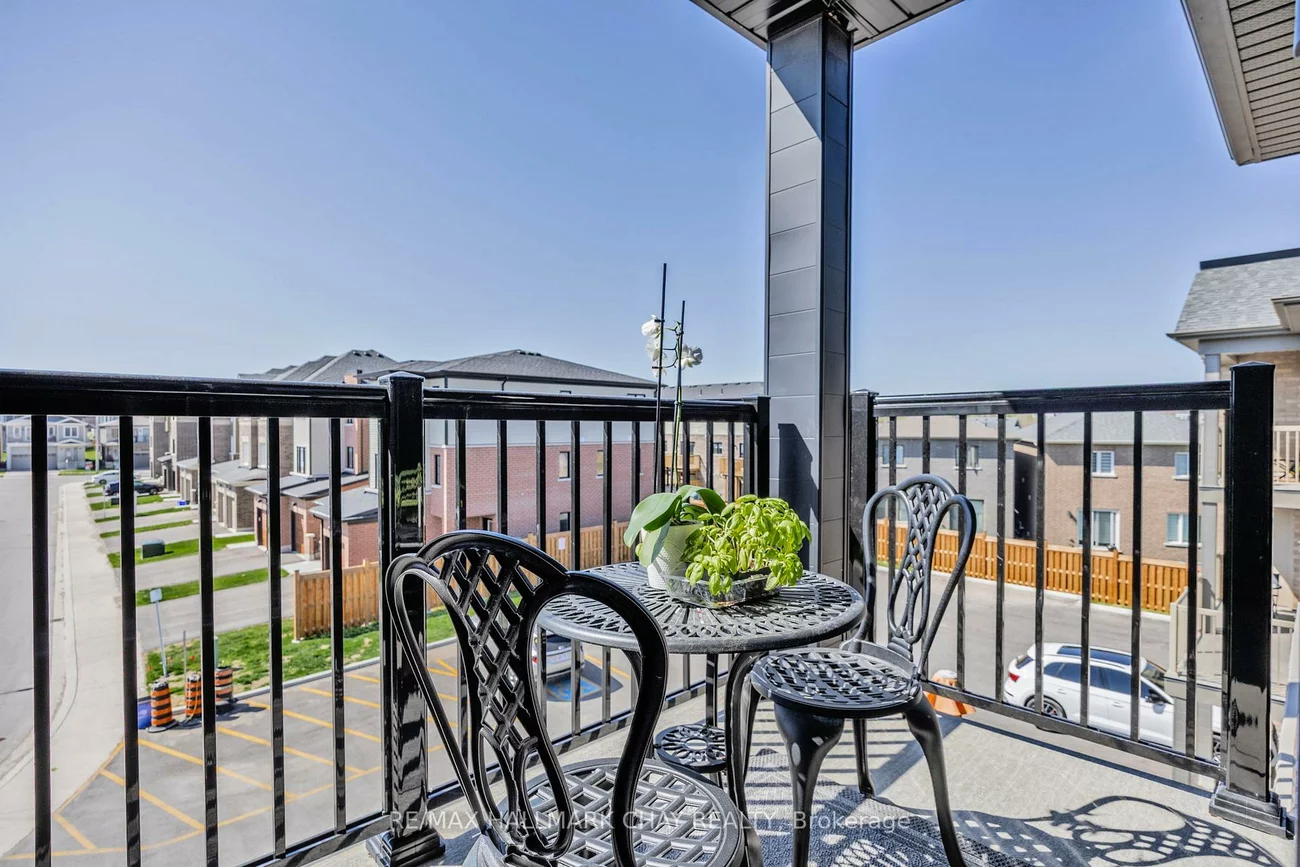 31, Pumpkin Corner, Innis-Shore, Barrie