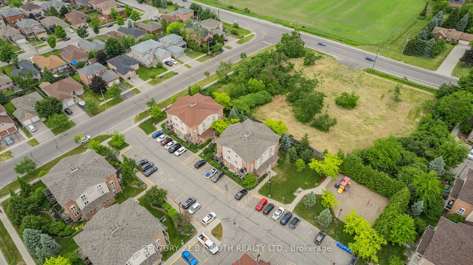 13, Cheltenham, Georgian Drive, Barrie