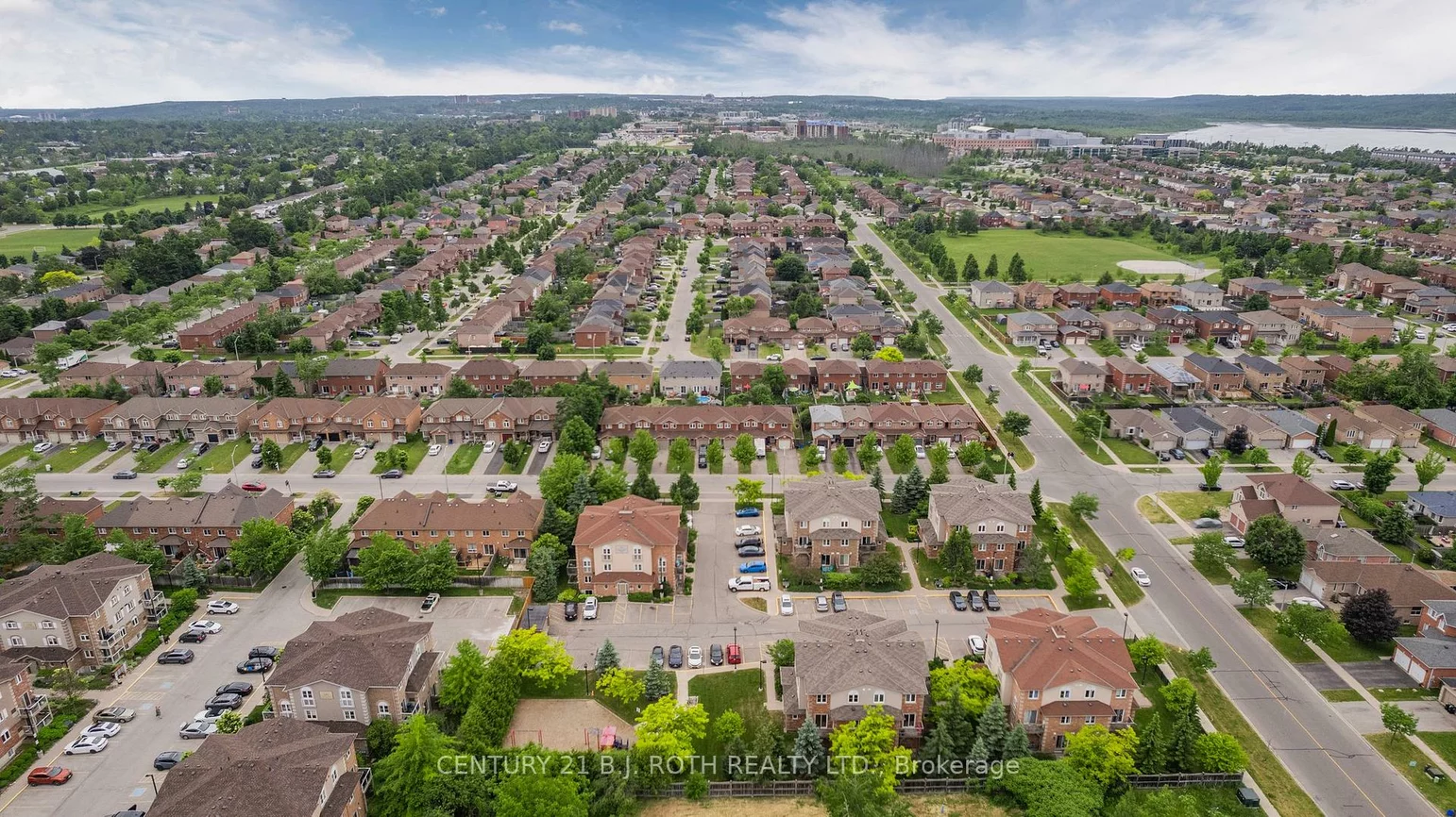 13, Cheltenham, Georgian Drive, Barrie