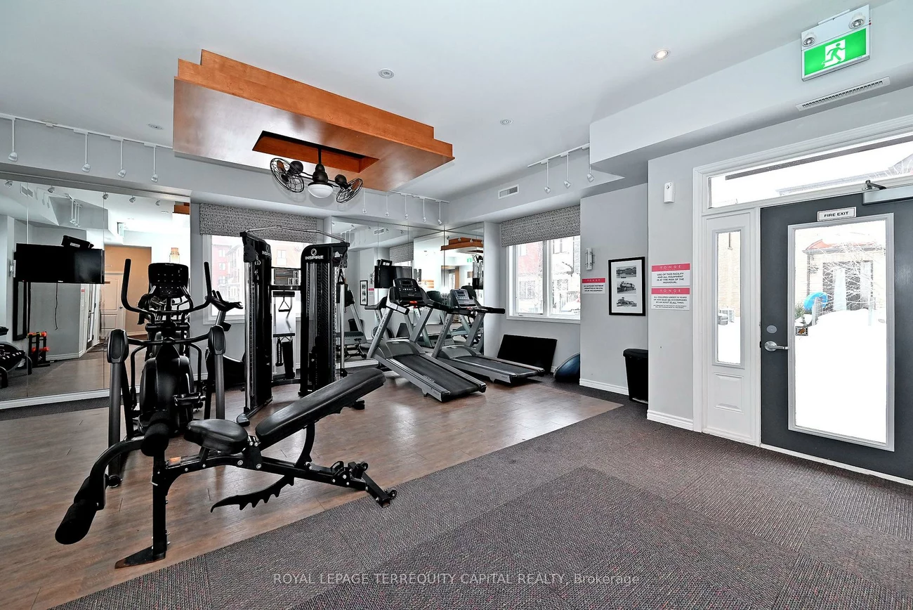 29, Madelaine, Painswick South, Barrie