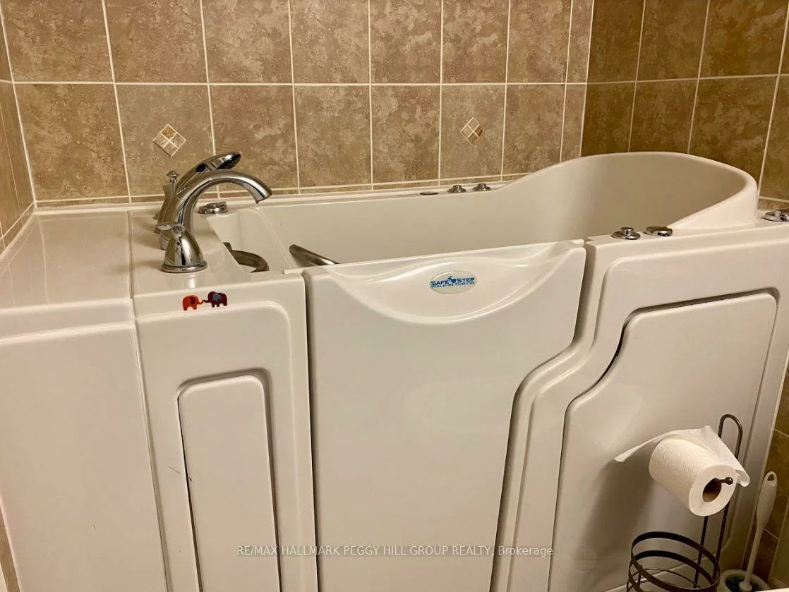 45, Ferndale, Ardagh, Barrie