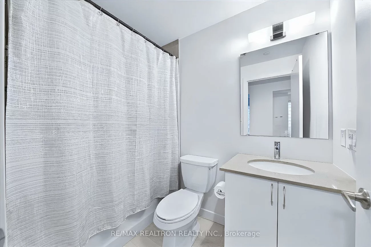 56, Lakeside, Little Lake, Barrie