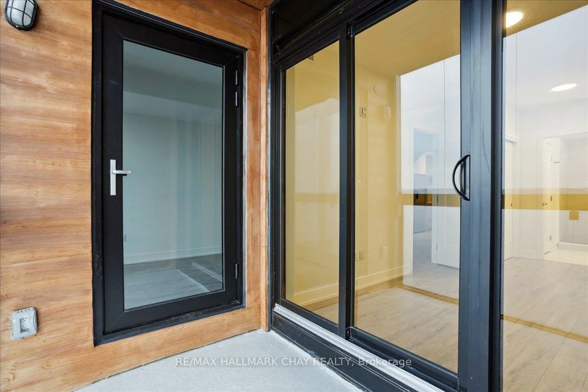 185, Dunlop, Lakeshore, Barrie