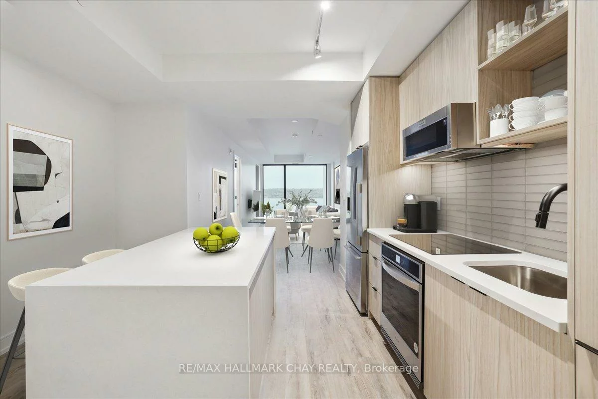 185, Dunlop, Lakeshore, Barrie