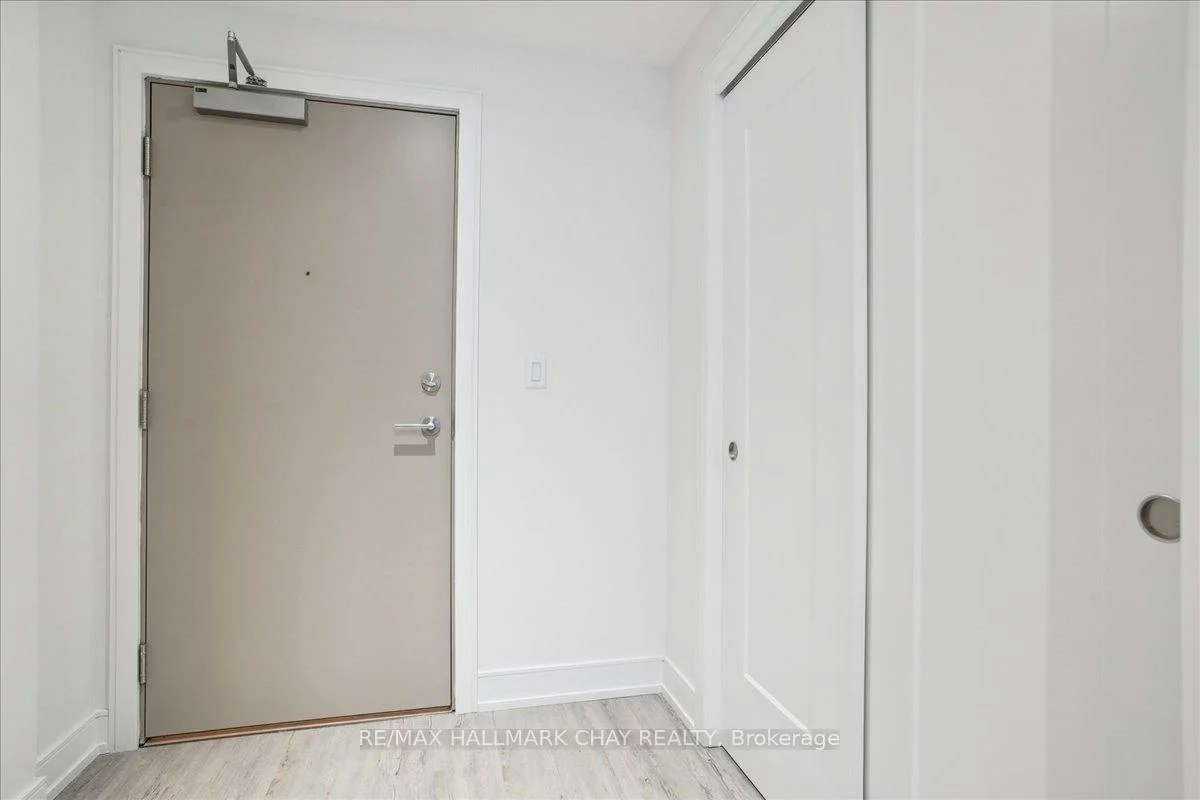 185, Dunlop, Lakeshore, Barrie