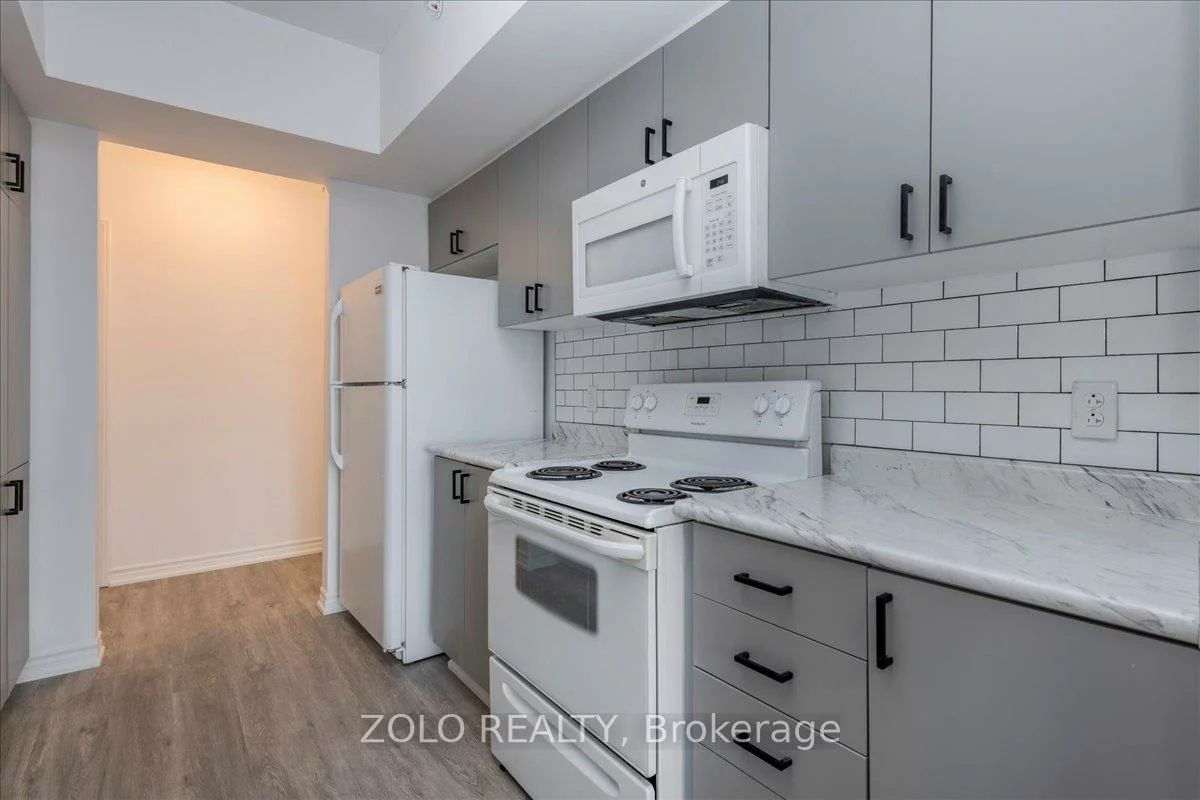 100, Dean, Painswick South, Barrie