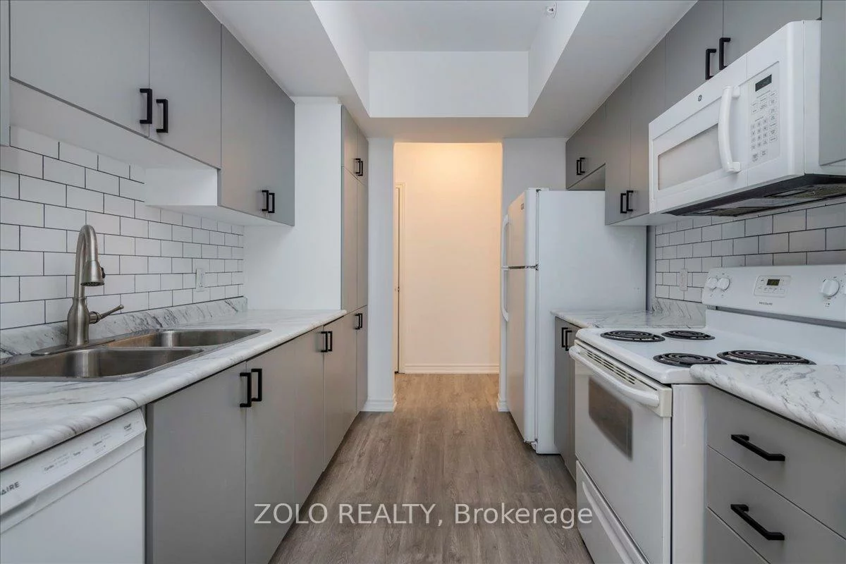 100, Dean, Painswick South, Barrie