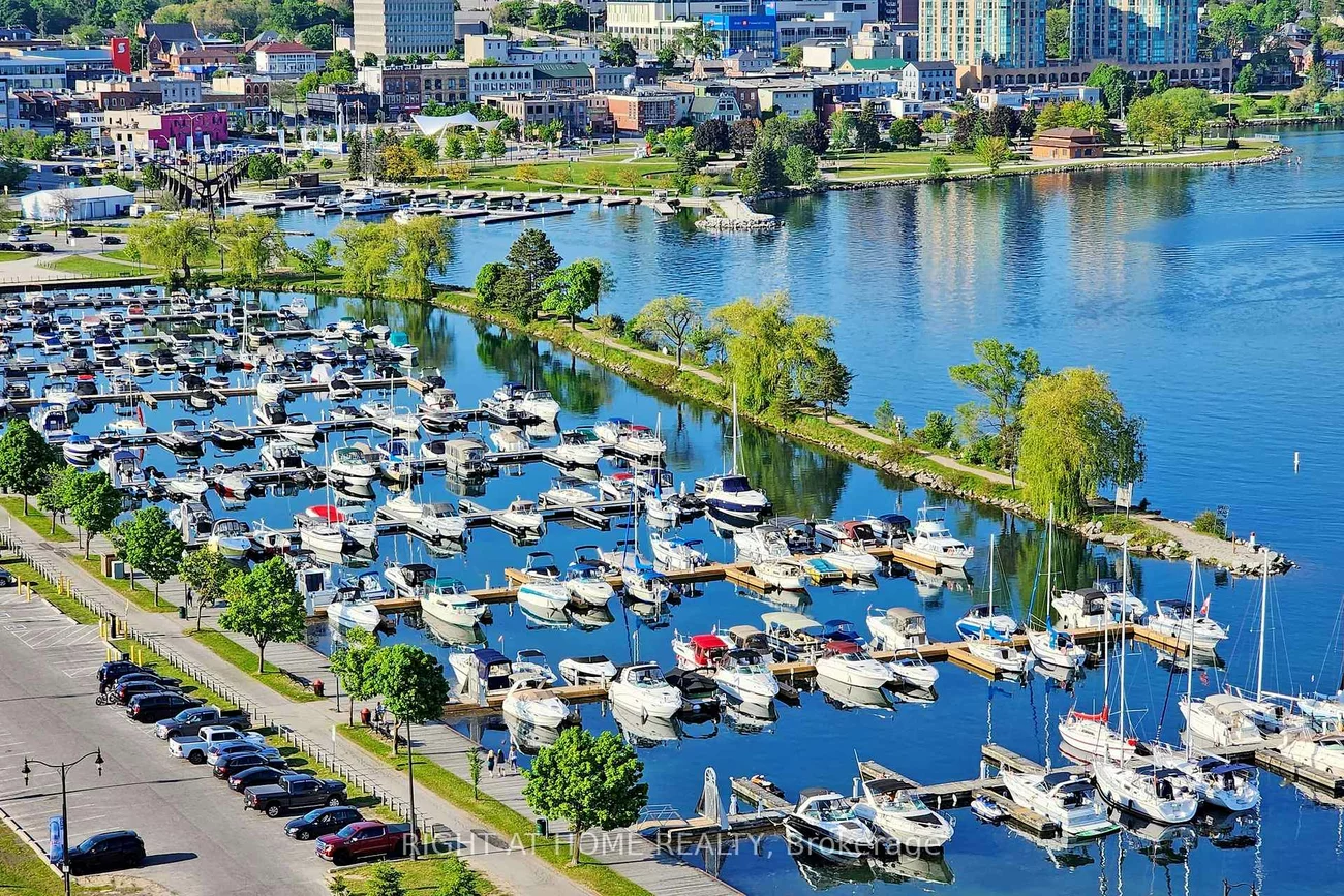 37, Ellen, Lakeshore, Barrie