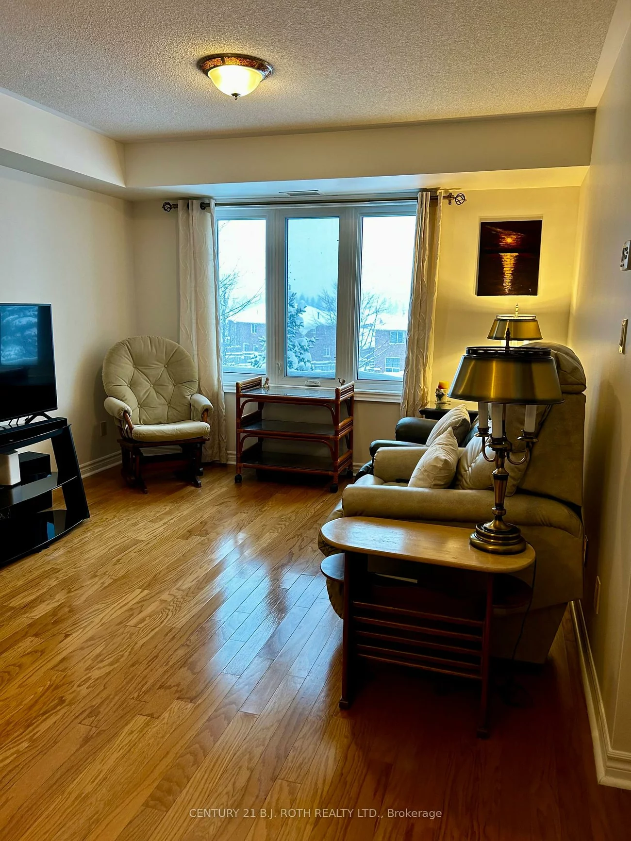 500, Mapleview, Holly, Barrie