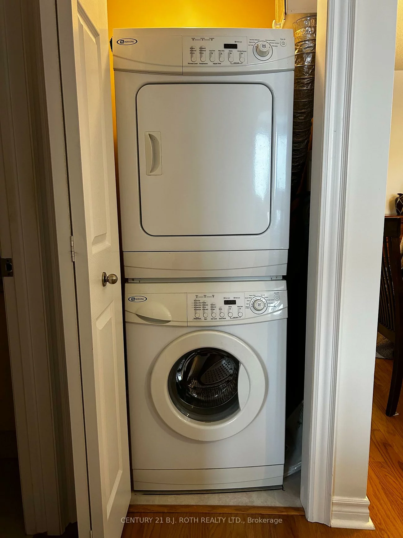 500, Mapleview, Holly, Barrie