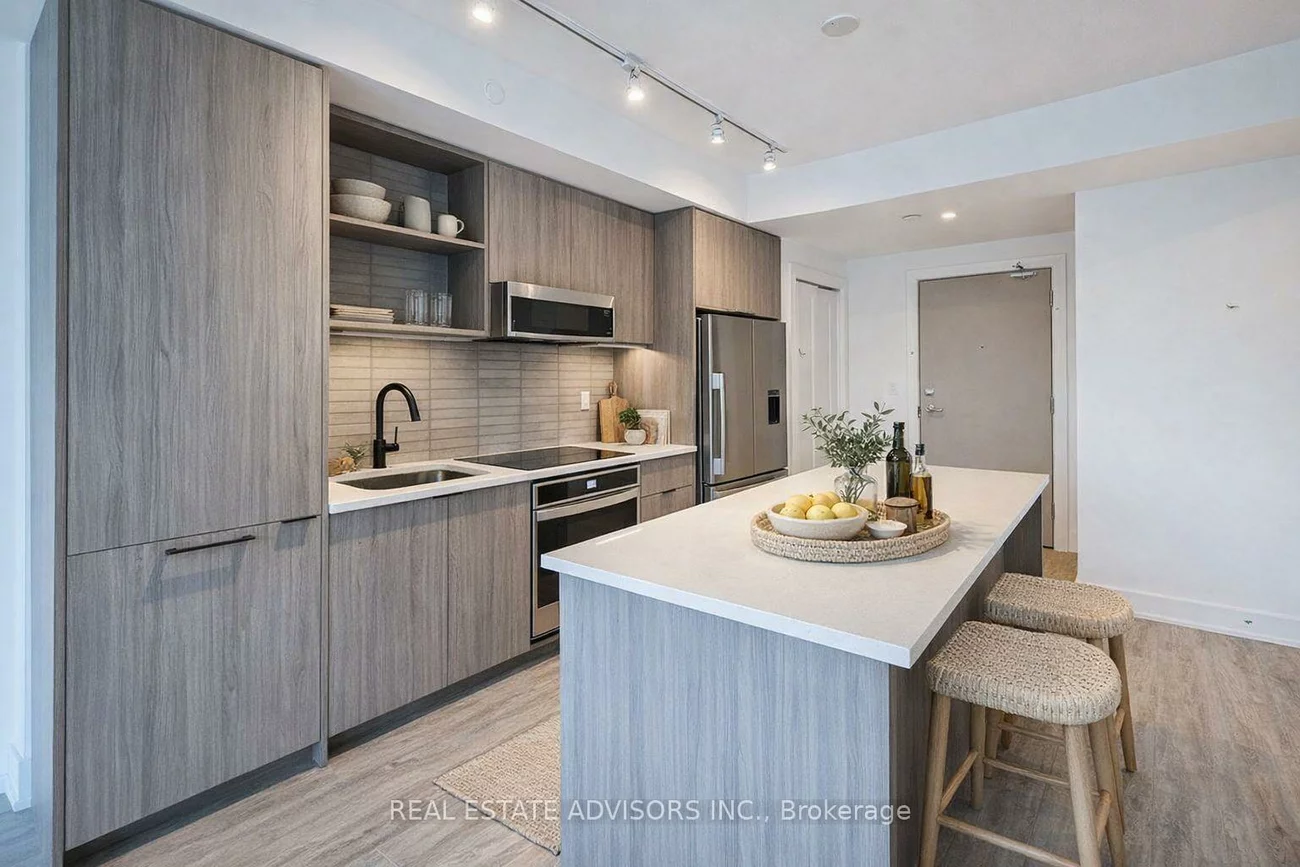 185, Dunlop, Lakeshore, Barrie