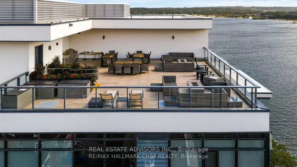 185, Dunlop, Lakeshore, Barrie