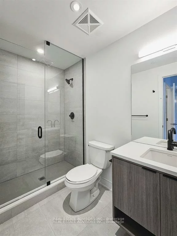 185, Dunlop, Lakeshore, Barrie