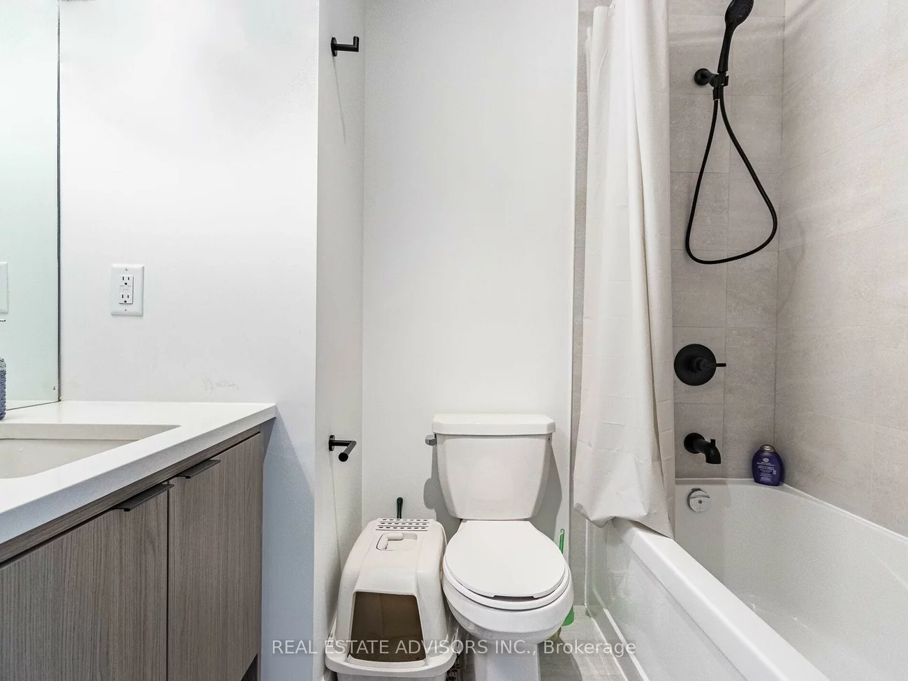 185, Dunlop, Lakeshore, Barrie