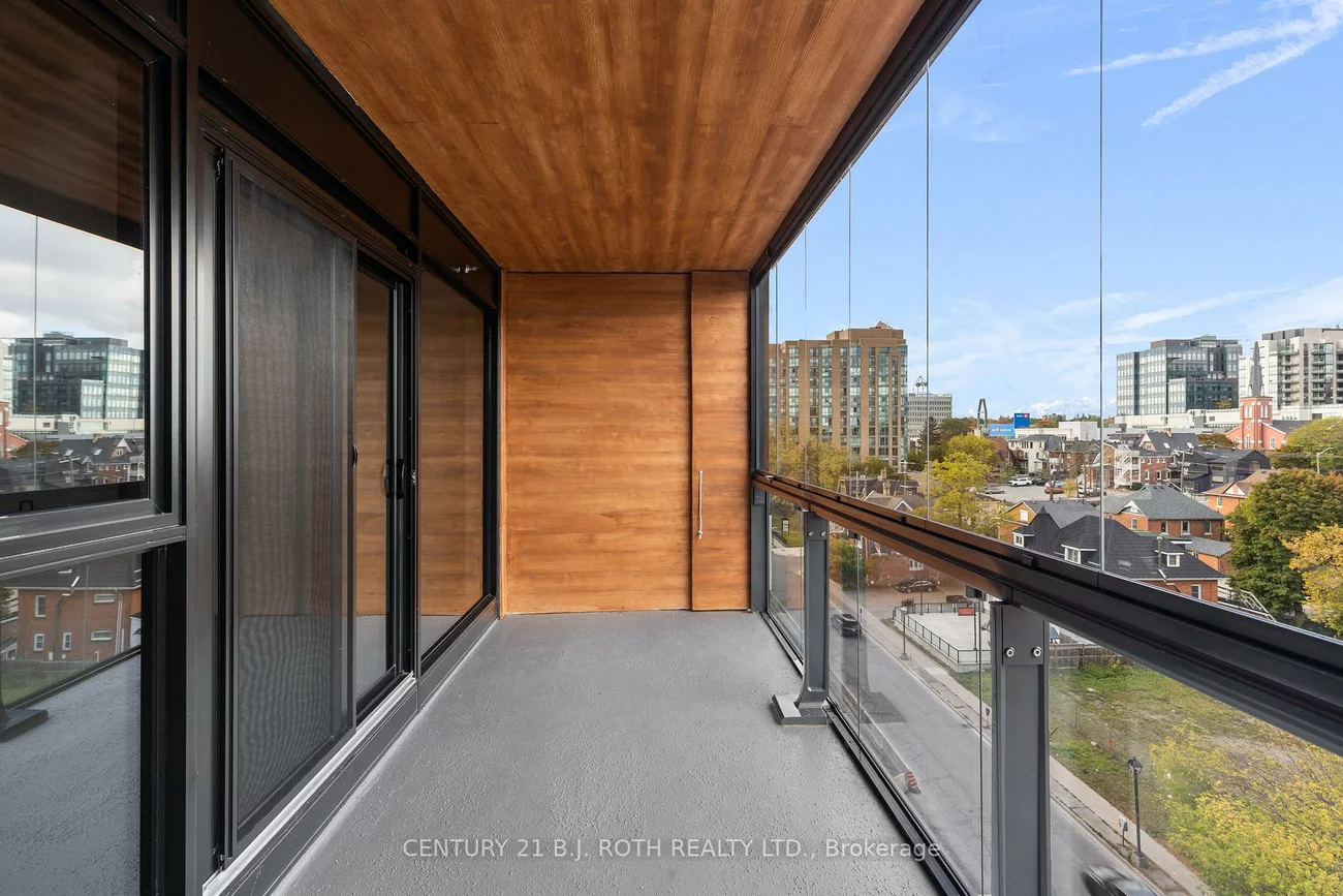 185, Dunlop, Lakeshore, Barrie