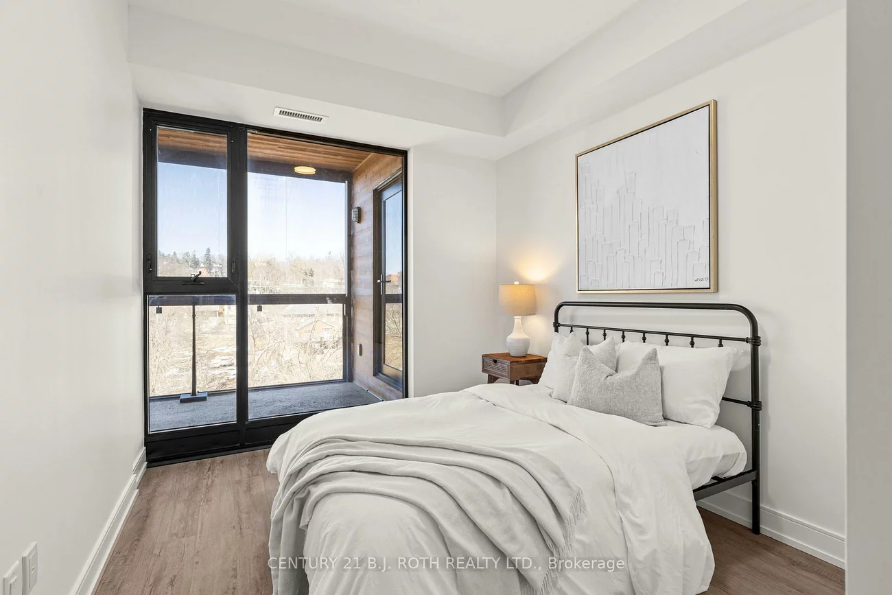 185, Dunlop, Lakeshore, Barrie