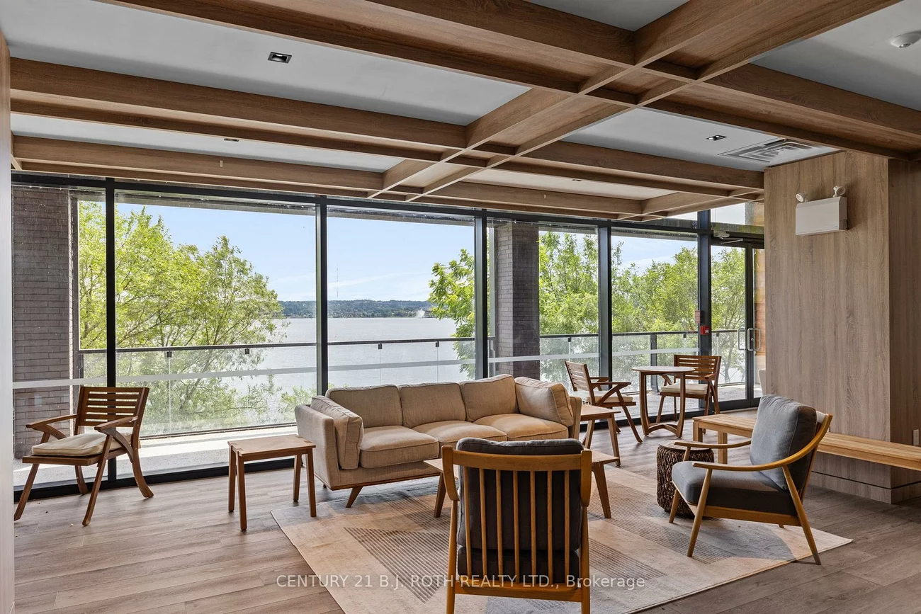 185, Dunlop, Lakeshore, Barrie