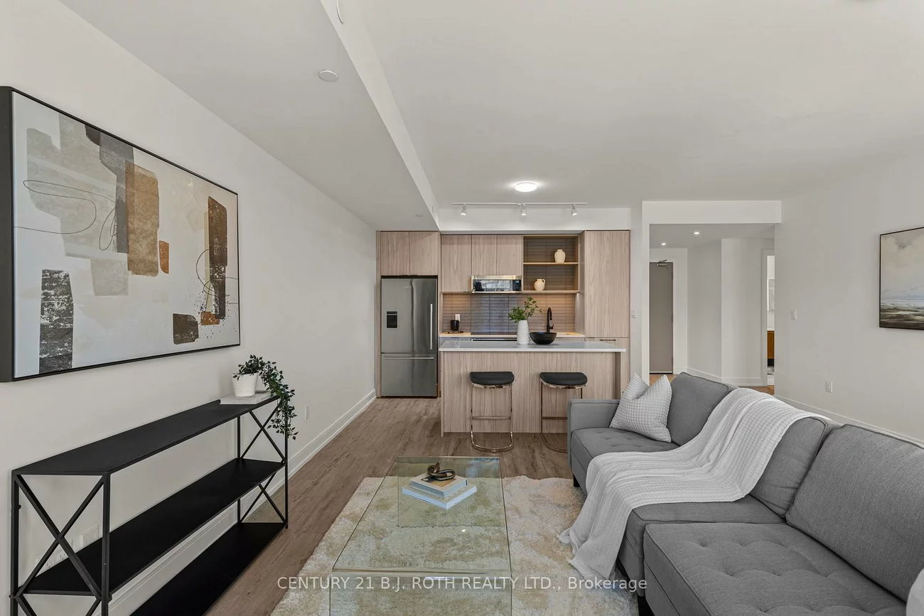 185, Dunlop, Lakeshore, Barrie