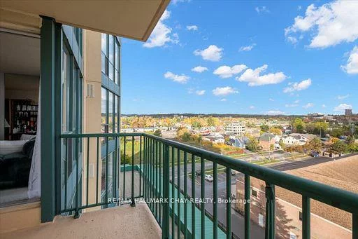 65, Ellen, City Centre, Barrie