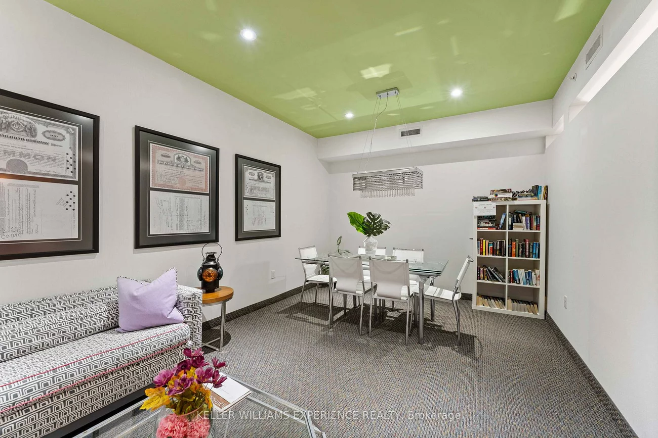 720, Yonge, Painswick South, Barrie