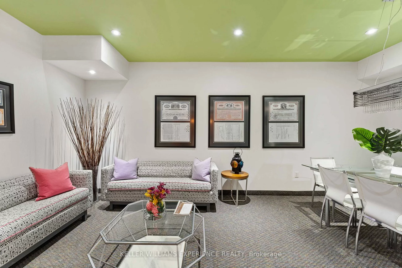 720, Yonge, Painswick South, Barrie