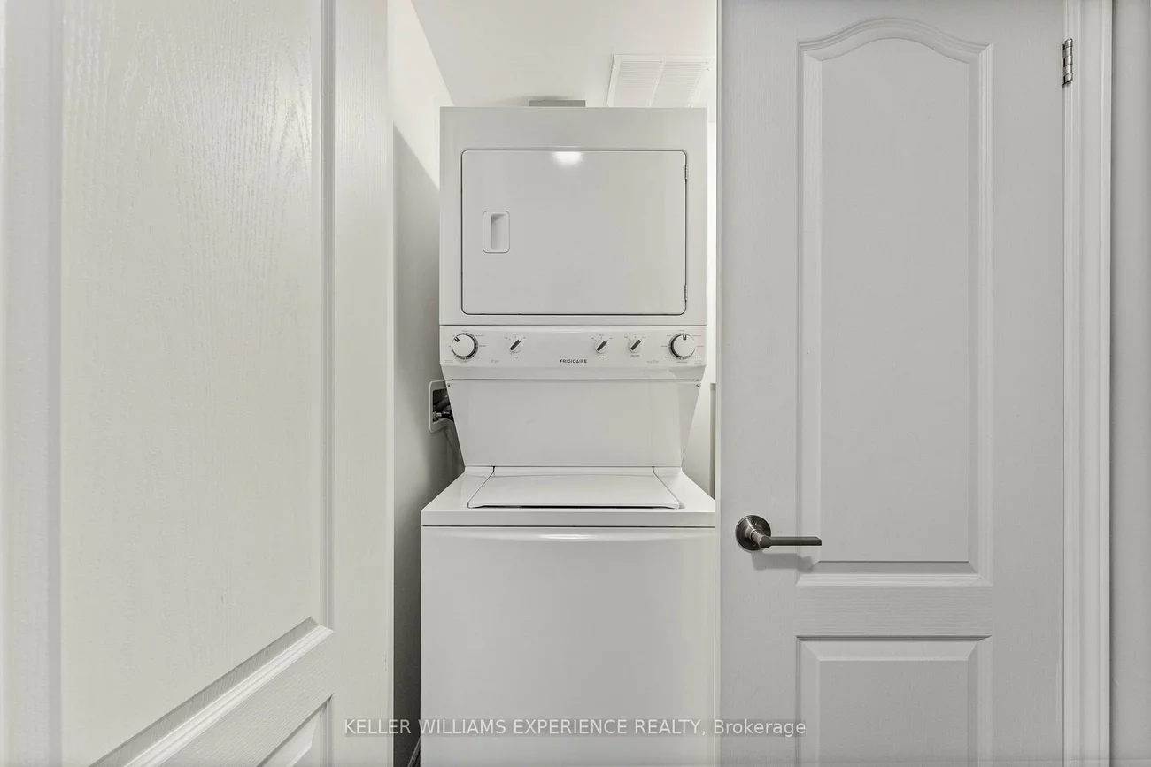 720, Yonge, Painswick South, Barrie