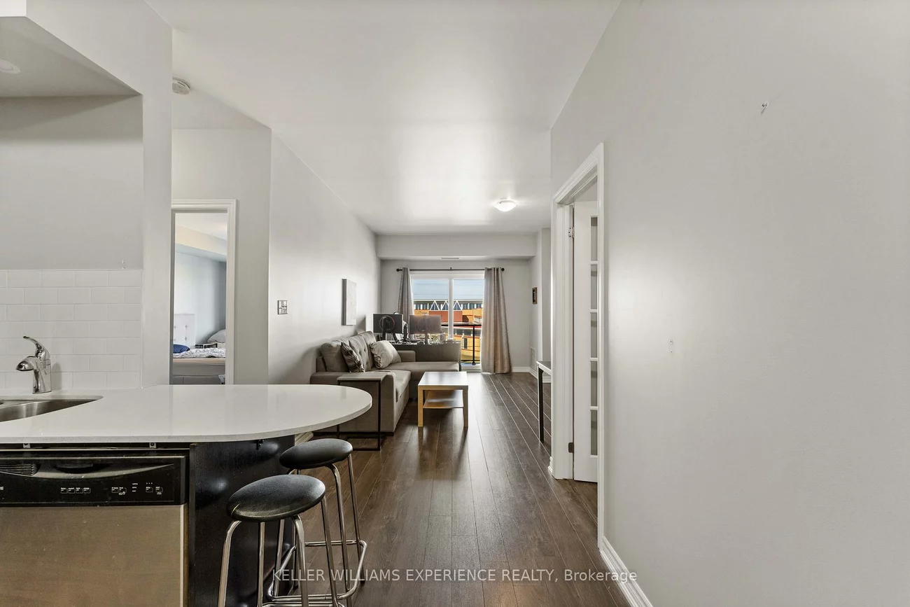 720, Yonge, Painswick South, Barrie