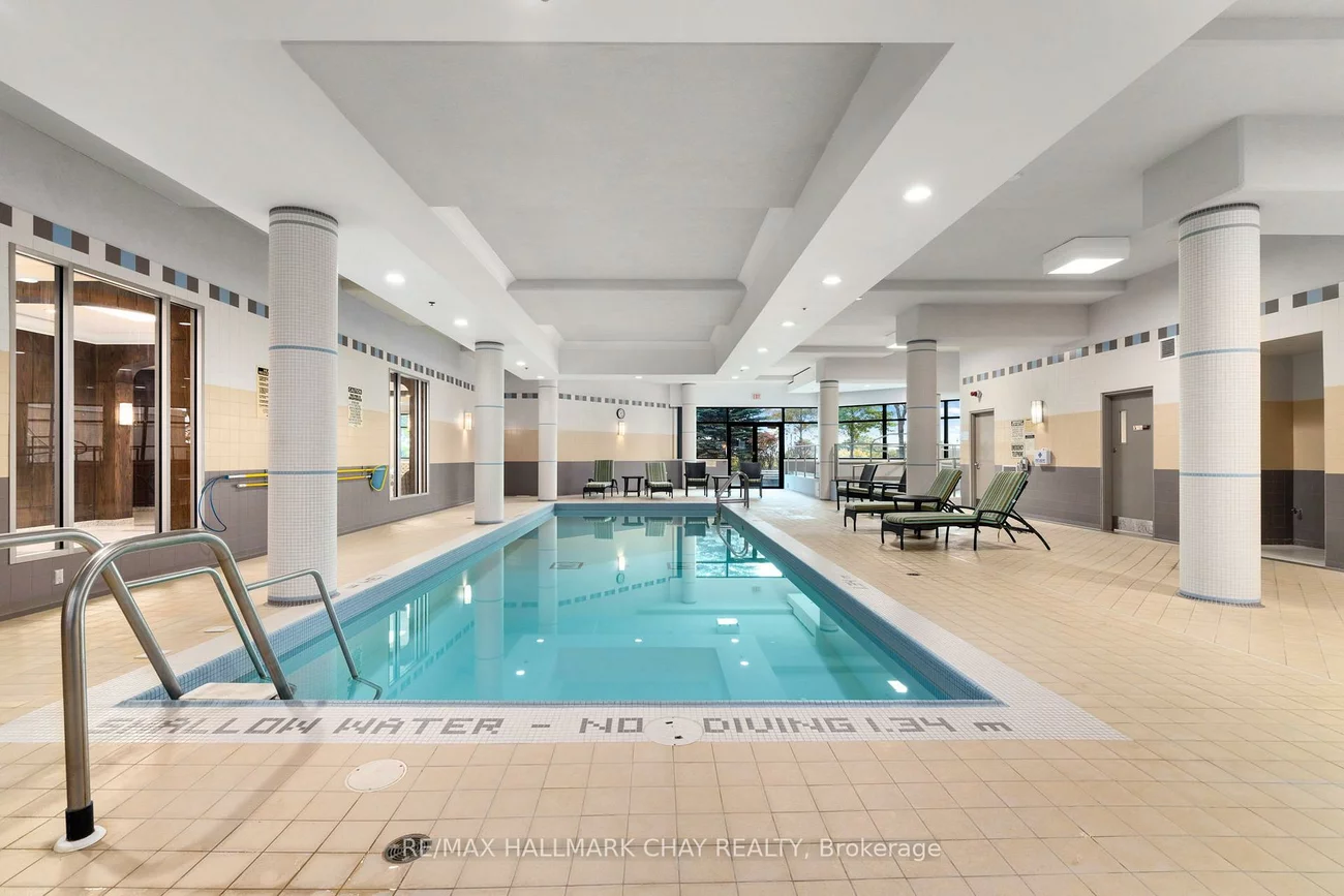 33, Ellen, City Centre, Barrie