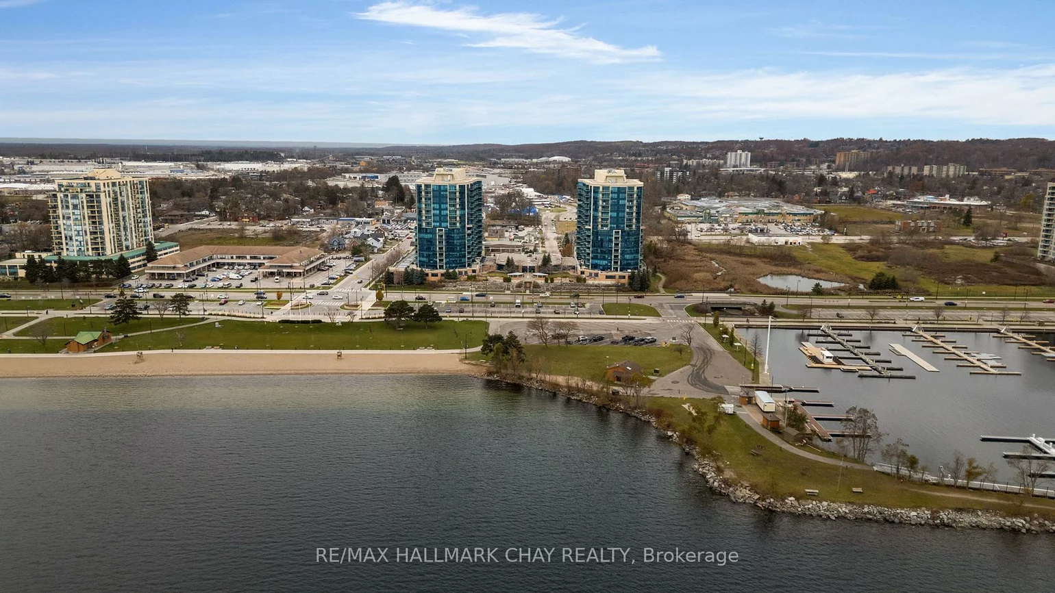 33, Ellen, City Centre, Barrie