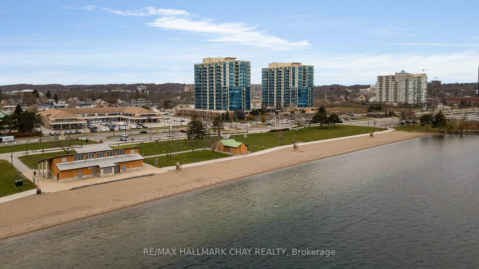 33, Ellen, City Centre, Barrie