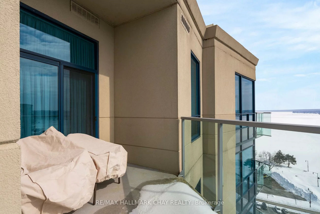 33, Ellen, City Centre, Barrie