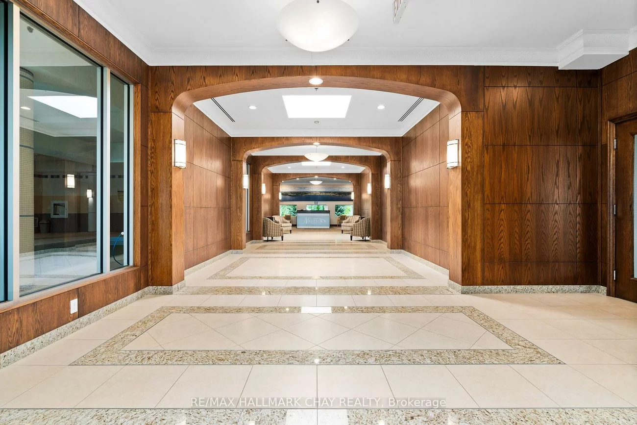 33, Ellen, City Centre, Barrie