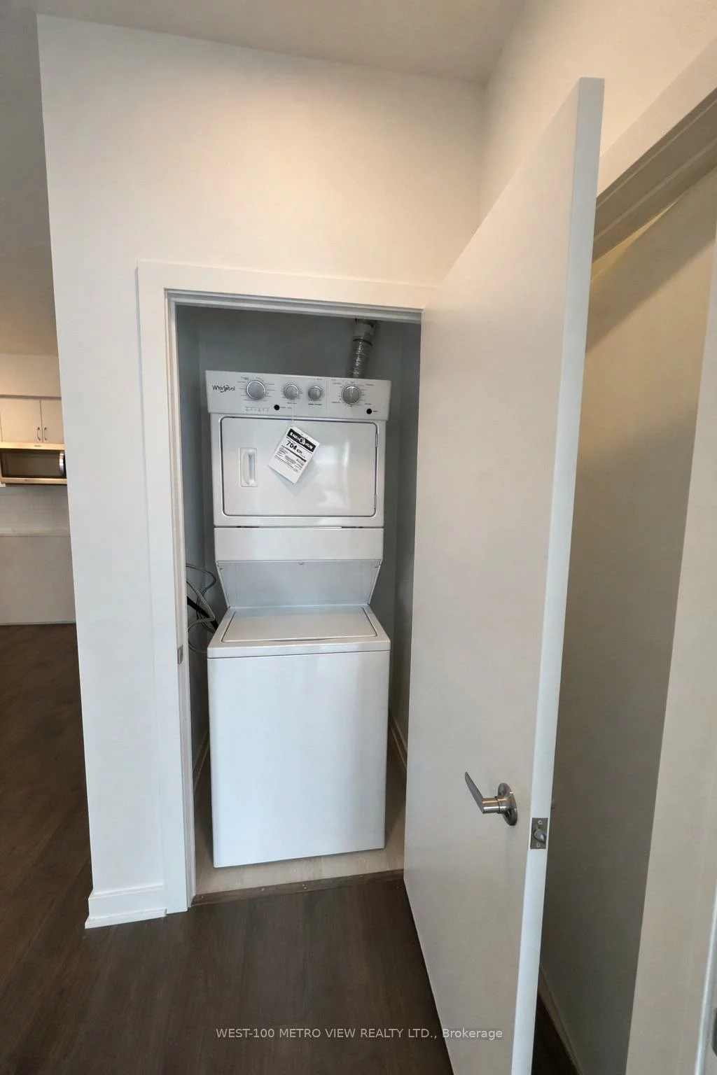 56, Lakeside, Little Lake, Barrie