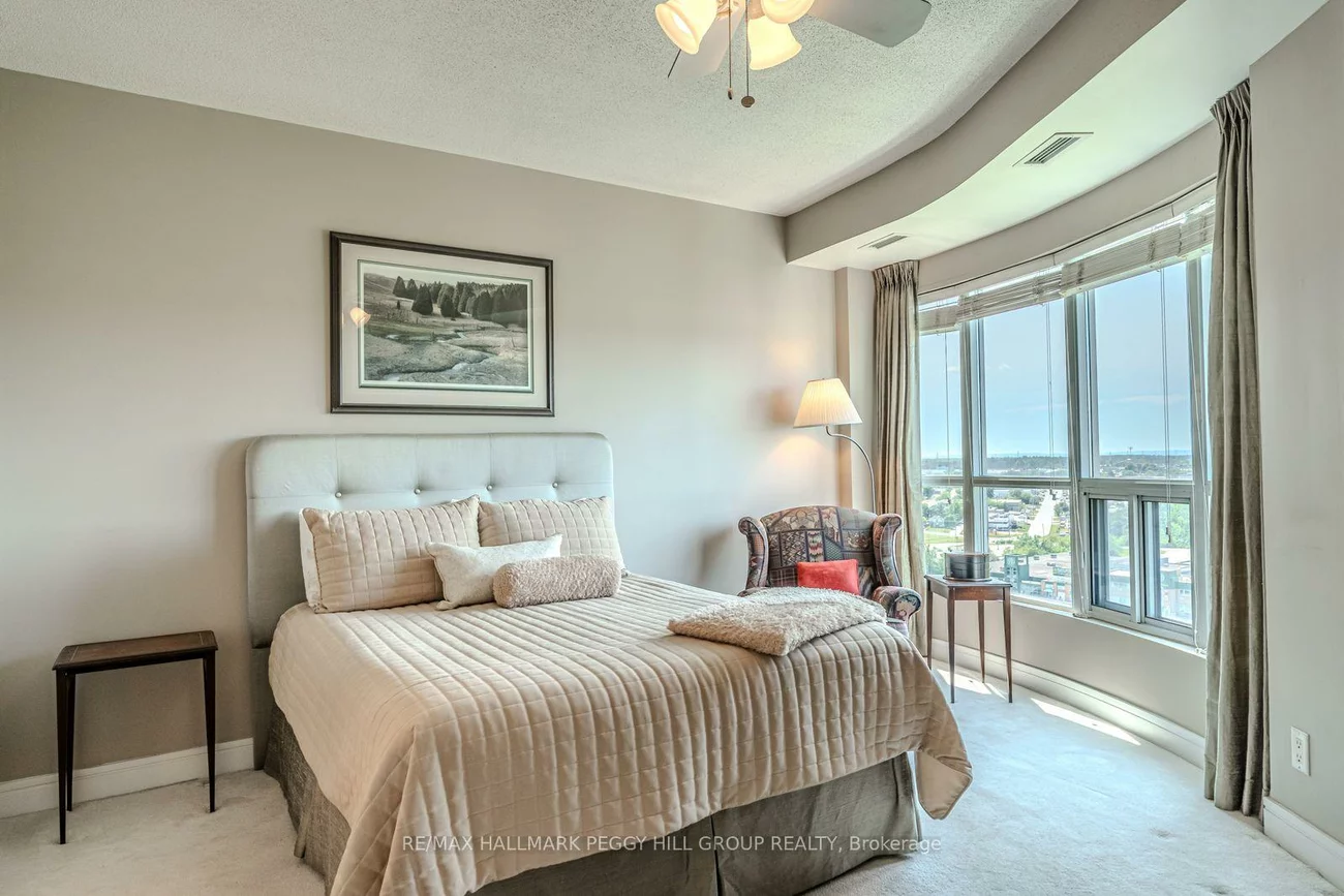 2, Toronto, City Centre, Barrie