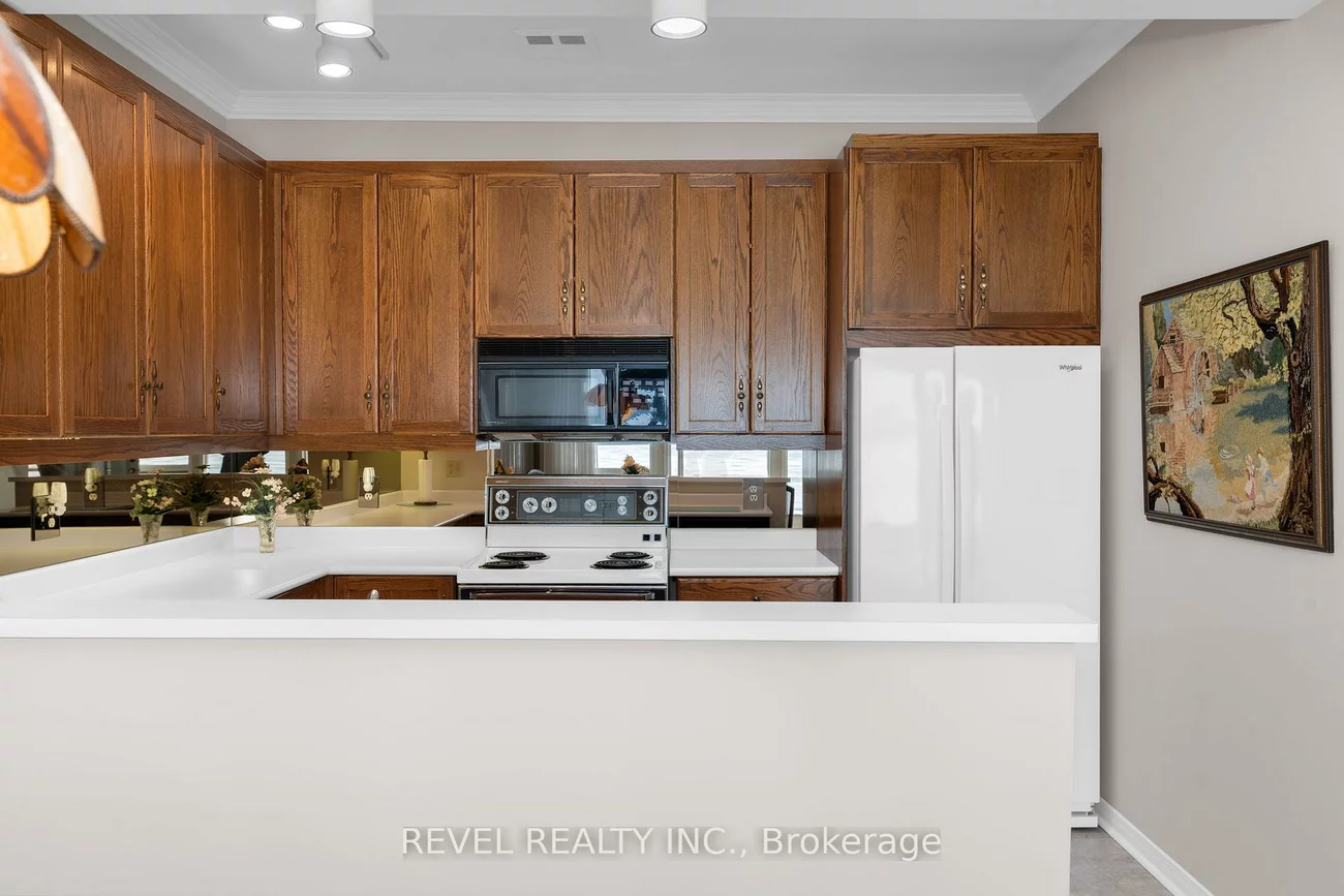 21, Kempenfelt, North Shore, Barrie