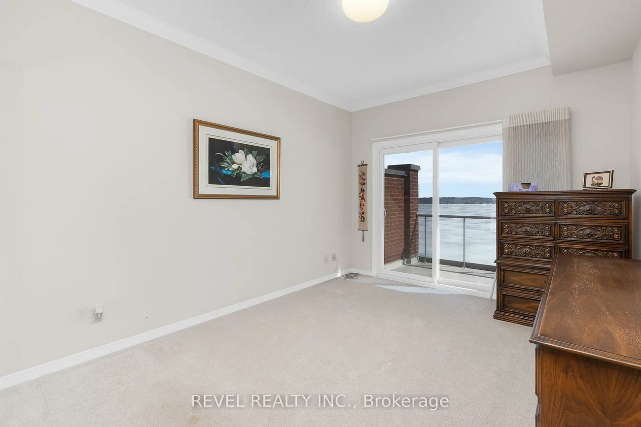 21, Kempenfelt, North Shore, Barrie