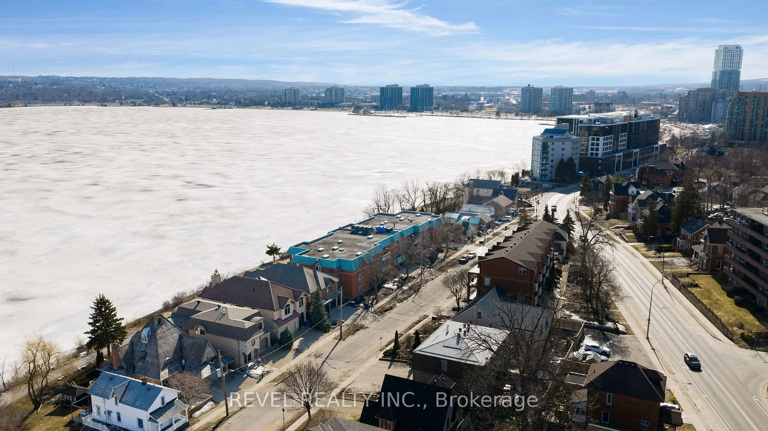 21, Kempenfelt, North Shore, Barrie