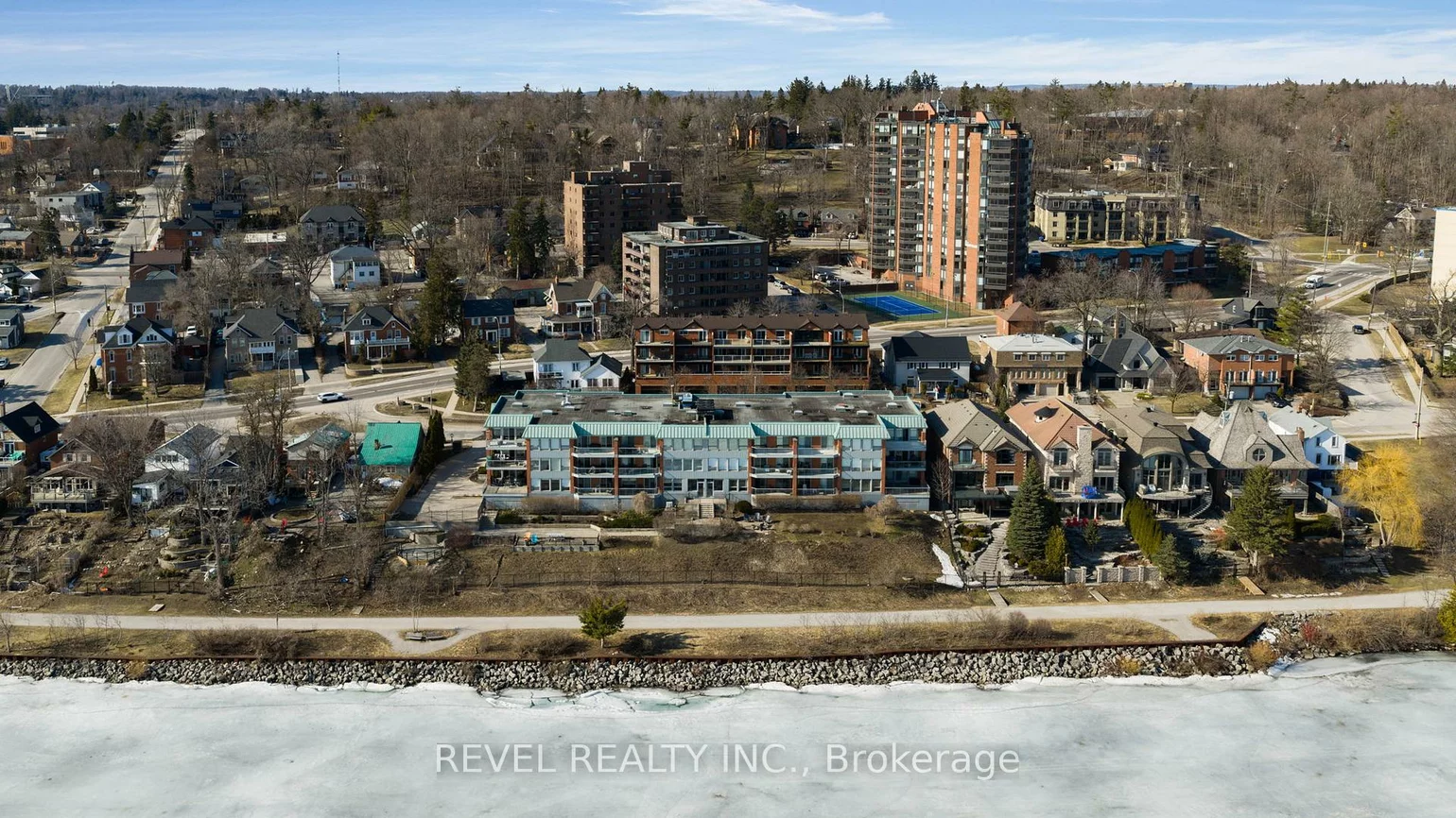 21, Kempenfelt, North Shore, Barrie