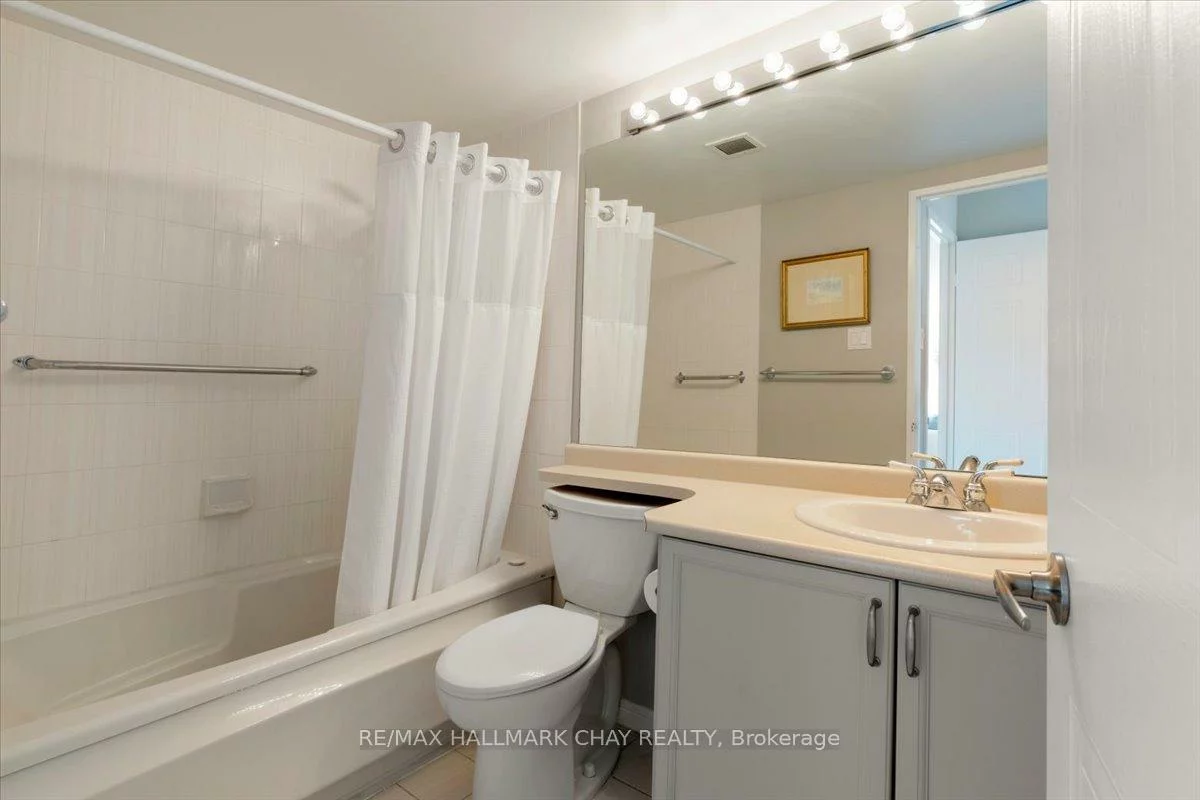 65, Ellen, Lakeshore, Barrie