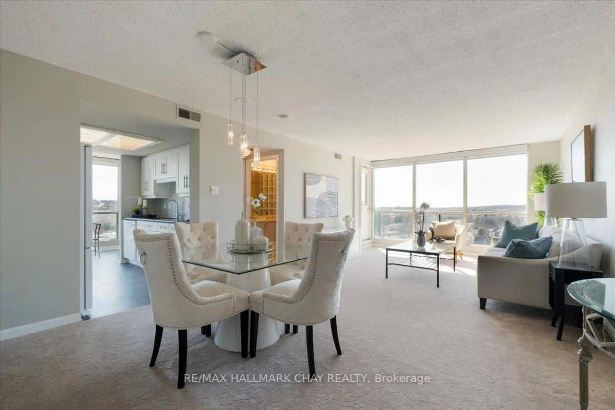 65, Ellen, Lakeshore, Barrie