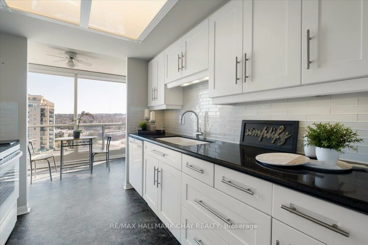 65, Ellen, Lakeshore, Barrie